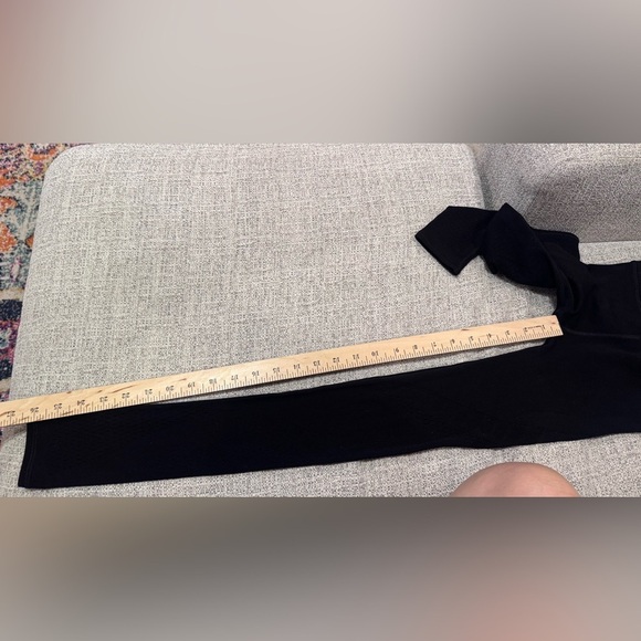 Lululemon Interconnect Reveal Black Leggings Tights Yoga Workout Pants Sz 2 - Picture 8 of 13